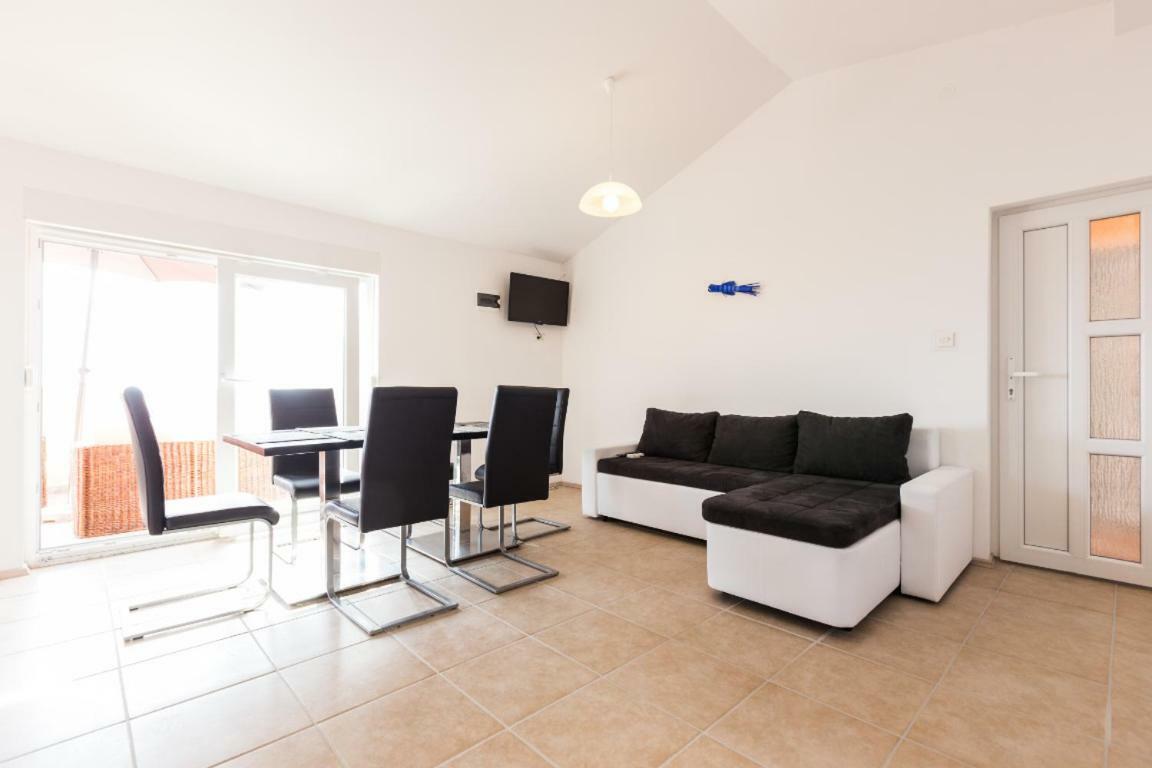 Apartmani Filip Mandre Exterior foto